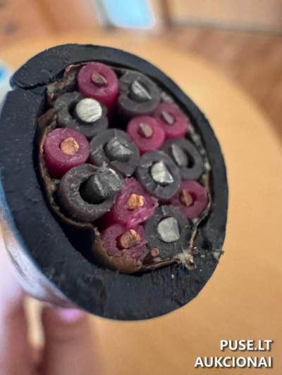 Vario grupės metalo laužas Visagine, Elektrinės g. 34 - pradinė kaina 160170 EUR