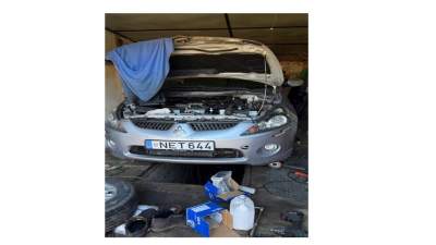 Mitsubishi Grandis Plungėje – važiuojantis keleivinis automobilis, pradinė kaina 800 EUR