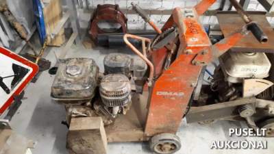 Naudoti įrenginiai Kaune – pjoviklis FS400C2, FS400LV3 ir aliuminis trikojis D-500-6 – kaina 1252 EUR