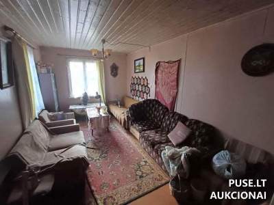 Gyvenamasis namas Pakiršiniuose (Radviliškio r.) — 6500 EUR, 1/2 dalis