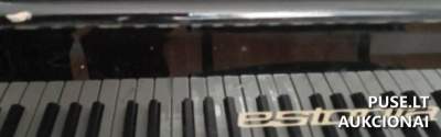Parduodamas Fortepijonas "Estonija" aukcione pradine kaina 490 EUR. Puiki investicija muzikos instrumentu kolekcininkams