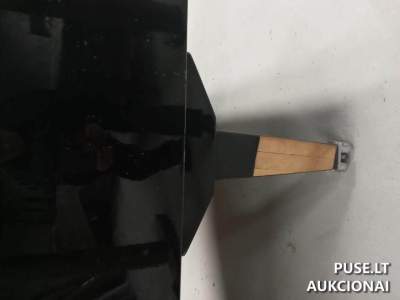 Parduodamas fortepijonas "Estonija" aukcione nuo 700 EUR - Vytauto Didžiojo universiteto turtas