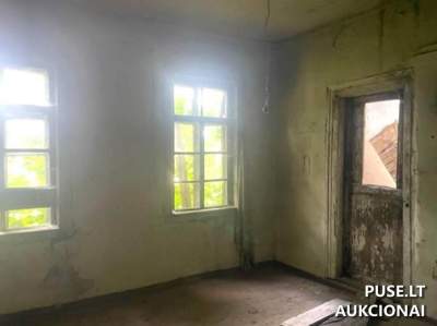 Mažas 25 kv. m butas Rozalime, Pakruojo rajone, pradinė kaina 459 EUR