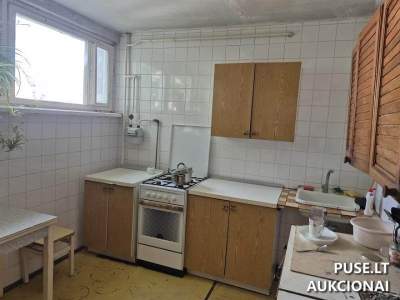 Mažas 18 kv.m. butas Vilniuje, Kapsų g. 32, su kultūros paveldo apribojimais, pradinė kaina 29800 EUR