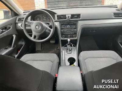 Parduodamas keleivinis automobilis VOLKSWAGEN PASSAT 2019 m. pradinė kaina 8000 EUR
