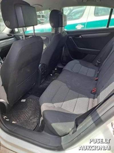 Keleivinis automobilis VW Passat 2013 m. Šiauliuose, parduodamas aukcione nuo 1519 EUR