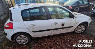 Parduodamas automobilis Renault Megane 2007 m. Pakruojo rajone pradinė kaina 150 EUR