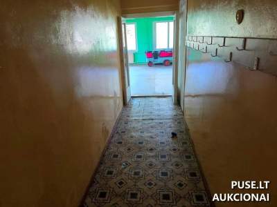 Valgykla su gyvenamosiomis patalpomis 435 kv.m Kalvarijos savivaldybėje, pradinė kaina 13100 EUR