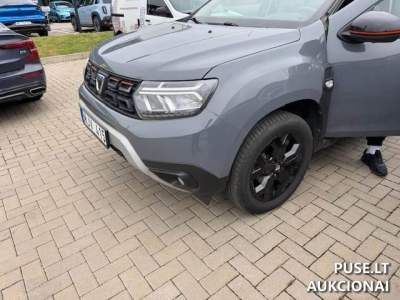 Pirmosios kartos Dacia Duster 2022m. automobilis aukcione nuo 12000 EUR