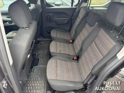 Lengvasis automobilis Opel Combo Life 2020m. parduodamas aukcione nuo 12000 EUR
