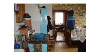 2 Kambarių Butas Plungėje, Lentpjūvės g. 3, 13536 EUR - 1928 m. statybos namas su rūsiu