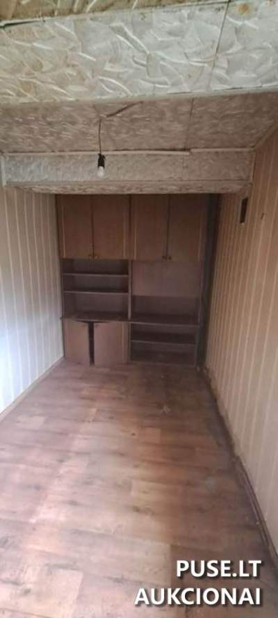 Rąstinis 3 kambarių gyvenamasis namas Vilkaviškio r. sav. Vištyčio m-le 3000 EUR