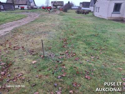 Valstybinės žemės sklypas Skuodo r., Luobos k., Alyvų g. 3, pradinė kaina 988 EUR