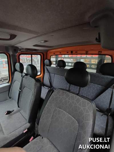 Krovininis automobilis Renault Traffic 2007 m. su bortiniu skyriumi, Kauno rajone, pradinė kaina 2720 EUR