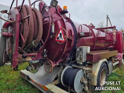 Krovininis automobilis SCANIA P 114 GB siurbimo automobilis aukcionas, pradinė kaina 7200 EUR