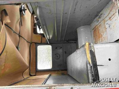 Gaisrinis automobilis AC-40 ZIL 1983 m. aukcionas Širvintose pradine kaina 1500 EUR