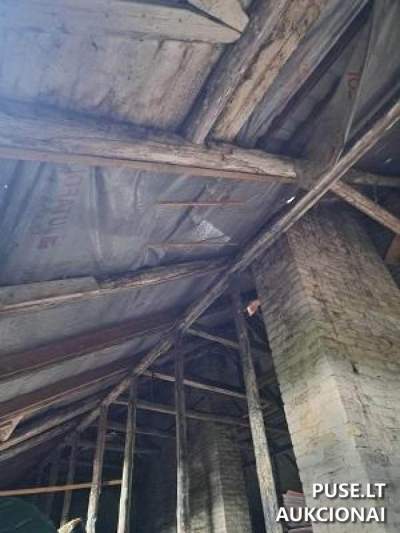 Neįrengta 23 kv.m pastogės dalis Vilniuje, Algirdo g. 16, pradinė kaina 17100 EUR