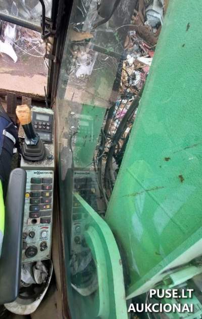 Ekskavatorius-krautuvas SENNEBOGEN 825 parduodamas aukcione nuo 43560 EUR