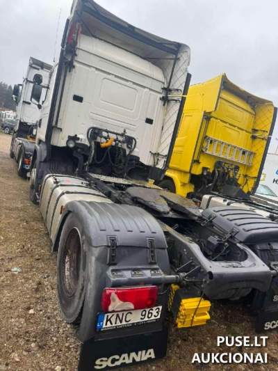 Vilkikas SCANIA R450 2015m. Krovininis automobilis aukcione prasideda nuo 17000 EUR