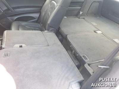 Automobilių kompleksas Vilniuje: Toyota Carina, Citroen Xantia, Audi Q7 už 2909 EUR pradinę kainą