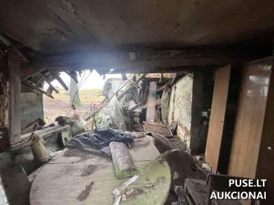 Nekilnojamasis turtas Alytaus rajone: 1/4 dalis gyvenamojo namo Taučionių k., pradinė kaina 799 EUR