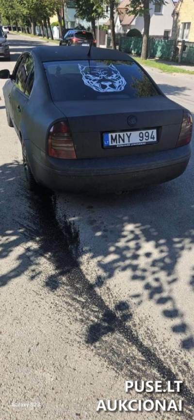 Parduodamas keleivinis automobilis SKODA SUPERB 2007 m. juoda dyzelinė už 800 EUR aukcione