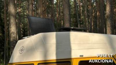 Istorinis VW Transporter keleivinis automobilis, 1984 m., su papildoma įranga, 10842 EUR