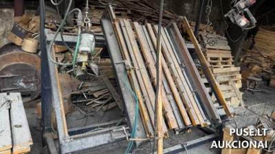 Pramoninė įranga aukcione: Padėklų kalimo stalas nuo 2880 EUR, areštuota 2026 Vasario 25 d.