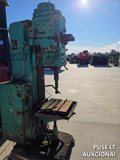 Gręžimo staklės (2006 m.) Joniškio rajone, pradinė kaina 160 EUR, Antstolių varžytynės