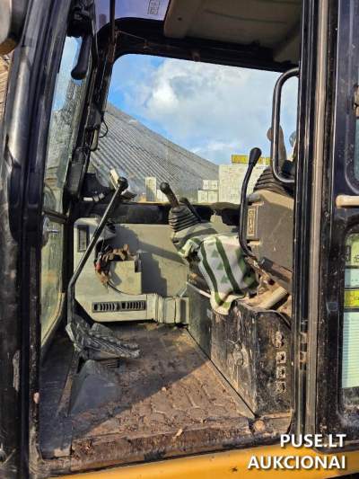 Vikšrinis mini ekskavatorius CAT 308E2 CR aukcione nuo 28800 EUR - Nemokumo procedūra