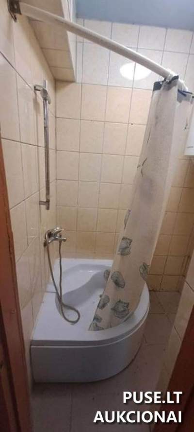 Parduodamas 2 kambarių butas Vilkaviškio r. sav. Putinų k. 5-2, pradinė kaina 2570 EUR