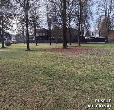 Valstybinės žemės sklypo pardavimas Jurbarko rajone, Gegužės 1-osios g. 13B, pradinė kaina 3174 EUR