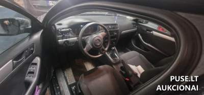 Parduodamas mažas automobilis VW Jetta 2013 dyzelis su gera technine apžiūra Kaune, 1500 EUR