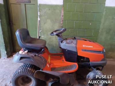 Sodo traktorius Husqvarna LTH151 už 260 EUR pradinė kaina su defektais