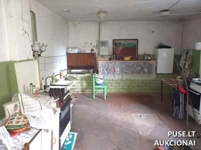 Mažas 13.25 kv.m. butas Anykščiuose, Mindaugo g. 19, pradinė kaina 3910 EUR