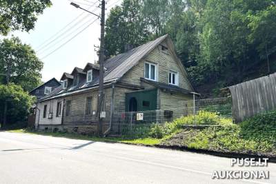 Dalinė 4/5 gyvenamojo namo nuosavybė Vilniuje, Subačiaus g. 109, pradinė kaina 245000 EUR
