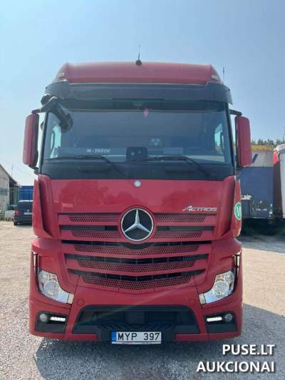 Krovininis automobilis MERCEDES-BENZ Actros (2018 m.) aukcione pradine kaina 16000 EUR