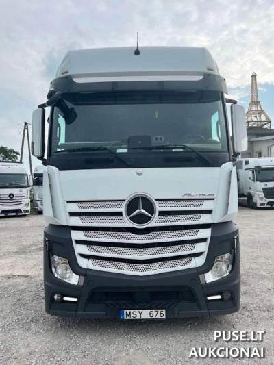 Parduodamas krovininis automobilis MERCEDES-BENZ ACTROS 1845 LS 2017 m. su 750500 km rida, pradinė kaina 21600 EUR
