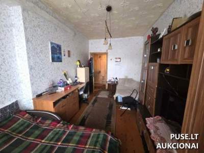 1/2 Buto dalis Vilniuje, Pramonės g. 25 su rūsiu, pradinė kaina 11200 EUR