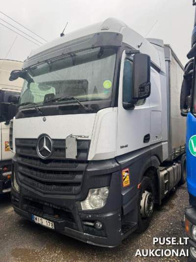 Кропильный тягач Mercedes-Benz Actros 2016 года на аукционе за 12000 EUR