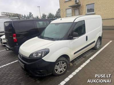 Parduodamas FIAT DOBLO krovininis furgonas 2019m. 3600 EUR aukcione