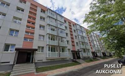 Parduodama 1/2 dalis 3 kambarių buto Naujojoje Akmenėje, V. Kudirkos g. 24, pradinė kaina 9600 EUR