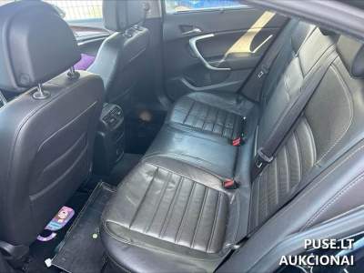 Легковой автомобиль OPEL INSIGNIA 2008 года, аукцион в Вильнюсе, цена 1140 EUR