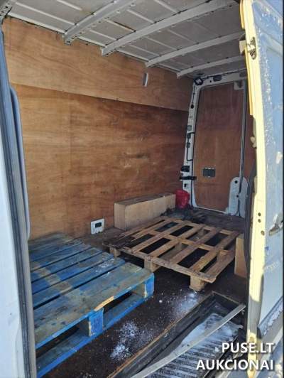 Mercedes-Benz Sprinter на торгах в Паневежисе, стартовая цена от 2268 EUR