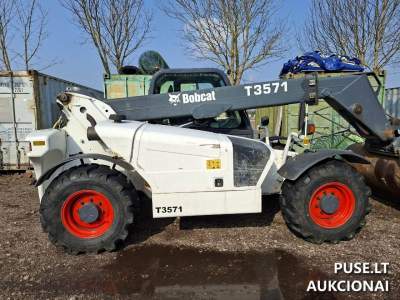 Телескопічний навантажувач BOBCAT T3571 на аукціоні від 12000 EUR