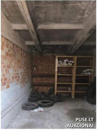 Garažas Zarasuose Pakalnės g. 12A, 17.58 kv.m, pradinė kaina 2040 EUR