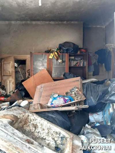 Nedidelis 49.83 kv.m. 1/1 dalies butas Kaune, P. Vaičaičio g. 14, pradinė kaina 30200 EUR