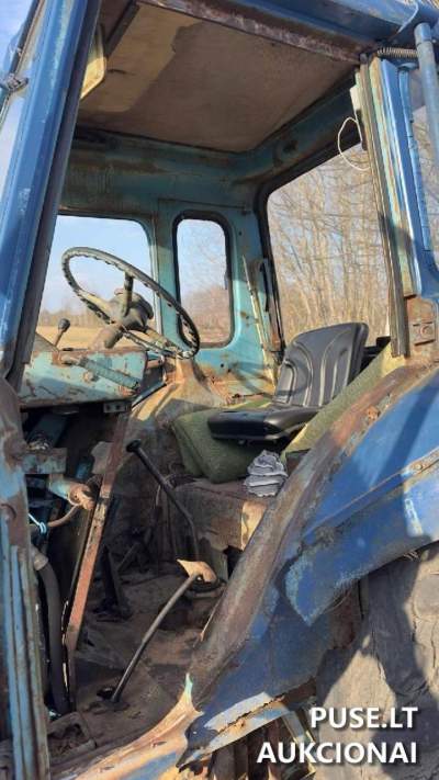 Traktorius MTZ Belarus-82 parduodamas aukcione nuo 1400 EUR - Ukmergės rajonas