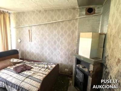 Patalpų kompleksas Rokiškio rajone, Suvainiškio miestelyje, Panemunio g. 4-6, pradinė kaina 533 EUR