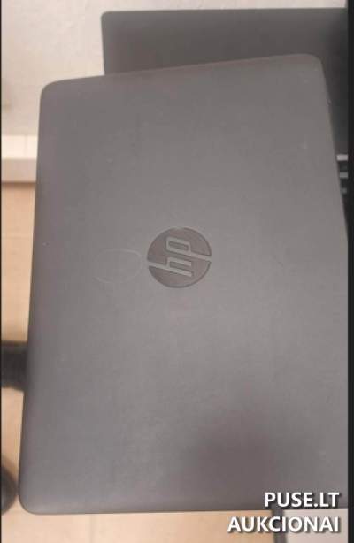 38 nešiojamųjų kompiuterių partija aukcione Vilniuje, pradinė kaina 630 EUR